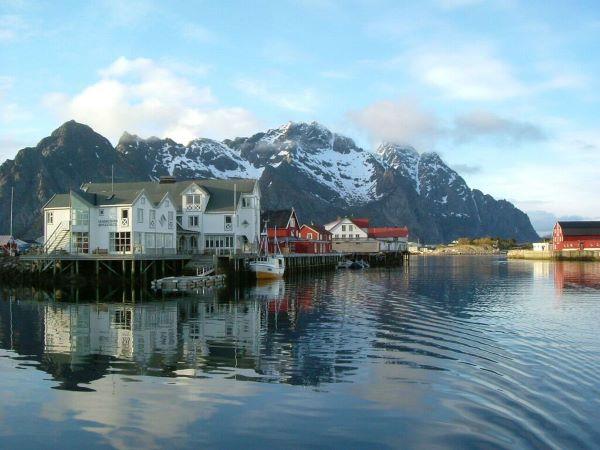 Lofoten swimming vacation in Norway