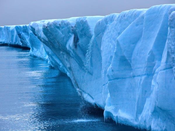 Antarctica semi-circumnavigation cruise