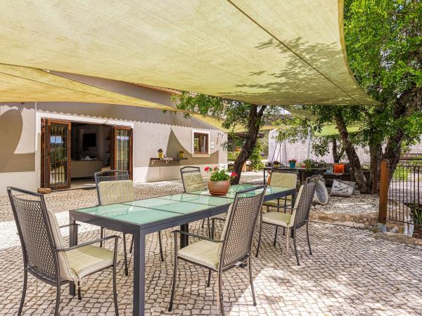 Portugal private retreat for family and friends