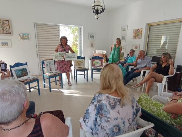 Walking and painting vacation in Crete