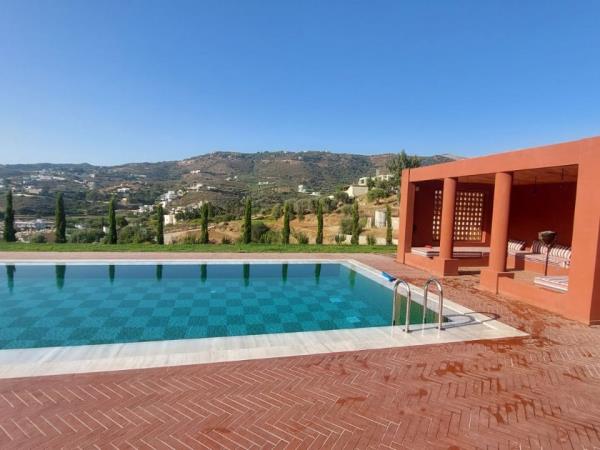 Yoga, hiking and food vacation in Crete