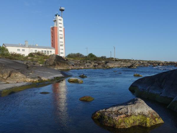 Finland summer activity vacation, H�meenlinna to Turku