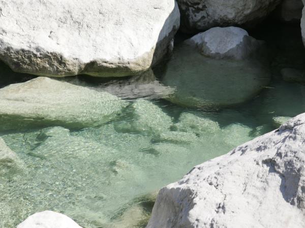 Provence walking and spa vacation, France