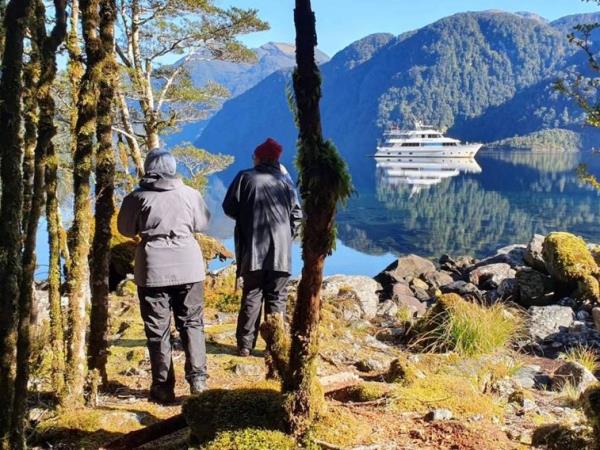 New Zealand Fiordland small ship cruise