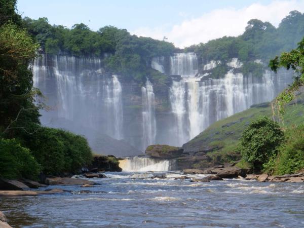 Angola small group tour