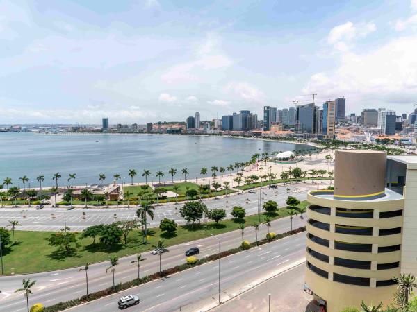 Angola small group tour