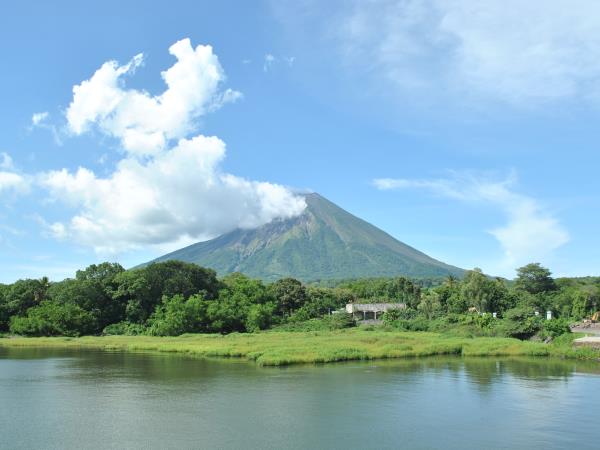 Best of Nicaragua overland vacation, tailor made
