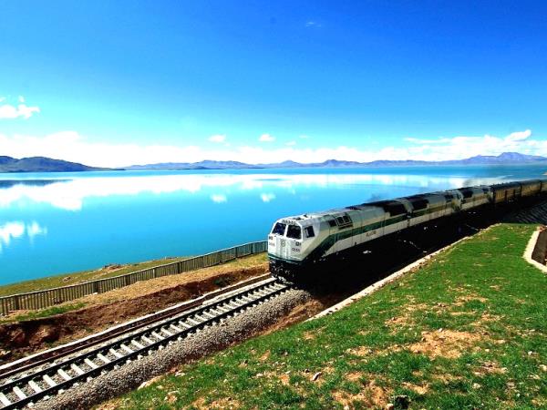 Bejing to Lhasa tour, by train