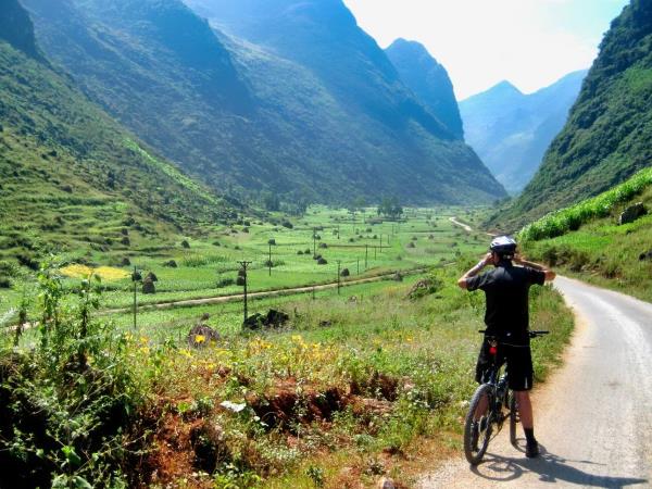 Vietnam, north east biking vacation