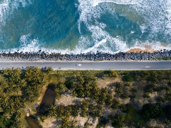Hainan biking and hiking tour in China