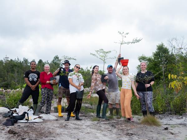 Orangutan sanctuary volunteering in Borneo
