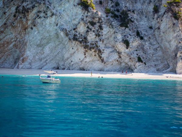 Family yacht charter sailing vacation in Greece
