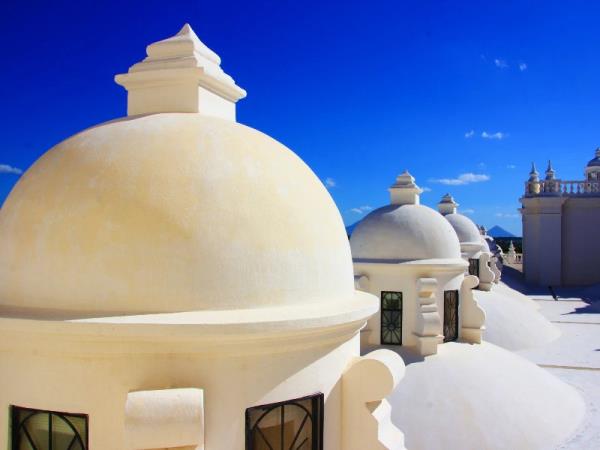 Nicaragua vacation, Cobbled Streets to Coral Reefs