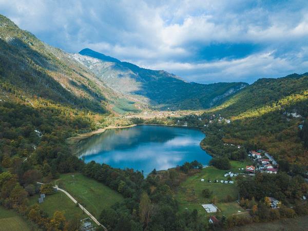 Bosnia hiking vacation