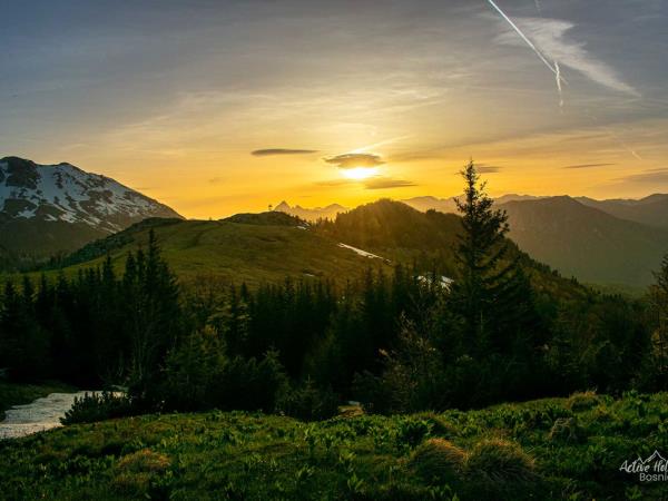 Bosnia hiking vacation