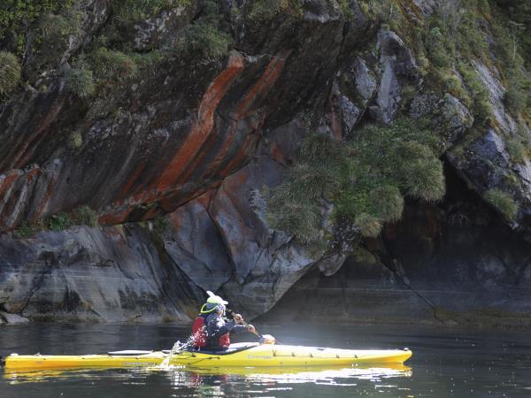 Sea kayaking tour in Northern Patagonia