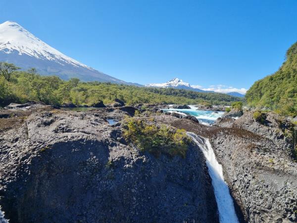 Self-guided cycling in Chile�s Lake District