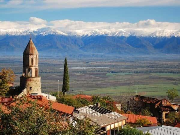 Traditions of Georgia cultural tour