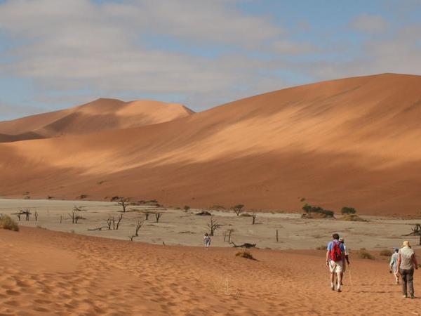 Namibia self drive tour, deserts and canyons