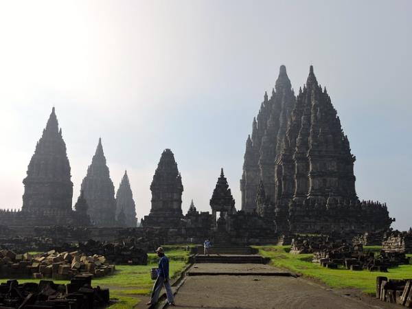 Jakarta to Bali by train vacation