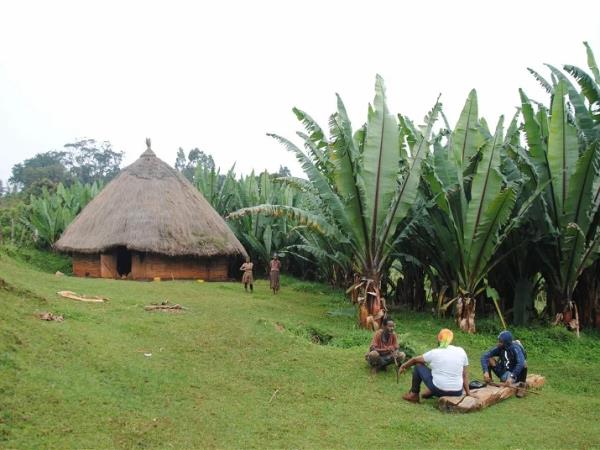 Community hiking in Gurage, Ethiopia