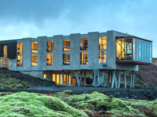 Iceland 7 day tour in style 
