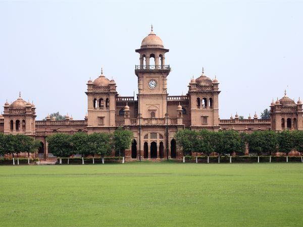 Pakistan architecture and history tour