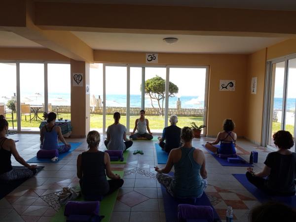 Meditation and painting vacation in Crete