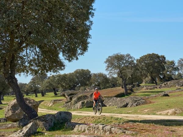 Extremadura cycling vacation, Spain