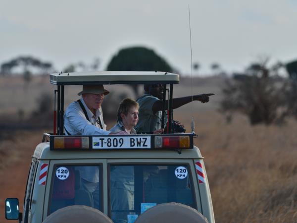 Uganda and Tanzania luxury safari 