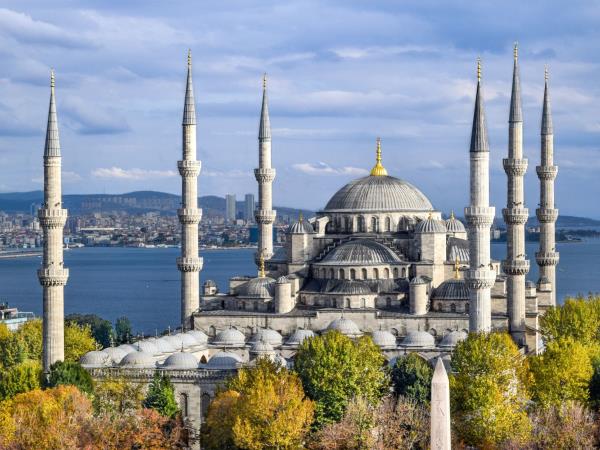 Baku to Istanbul overland vacation