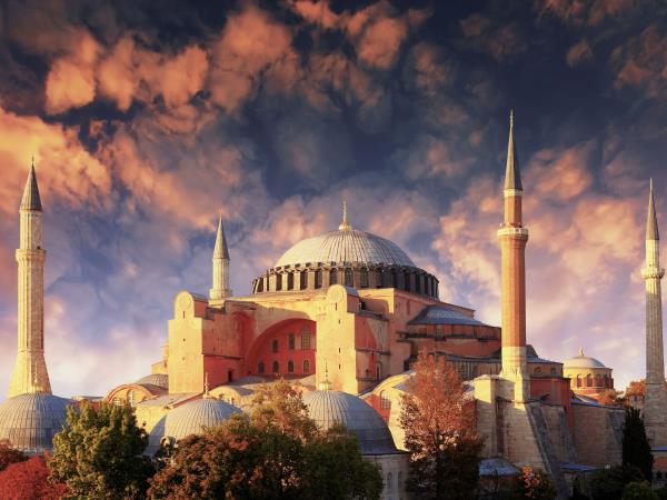 Hong Kong to Istanbul by train vacation