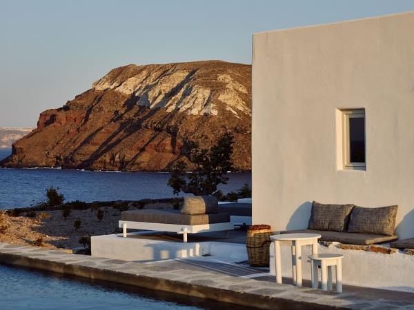 Athens and Santorini luxury small group vacation