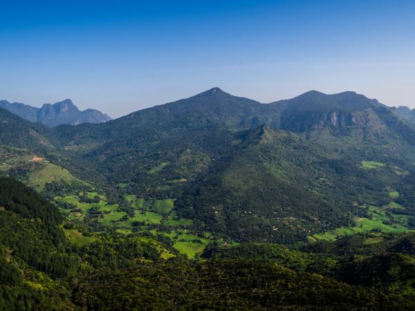 Family adventure vacation in Sri Lanka