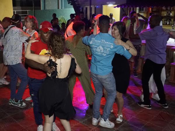 Cuba salsa dance holiday