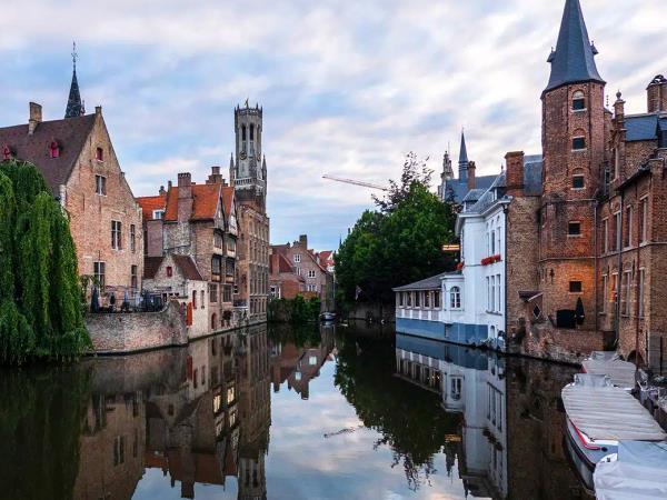 City walking and history tour, Belgium