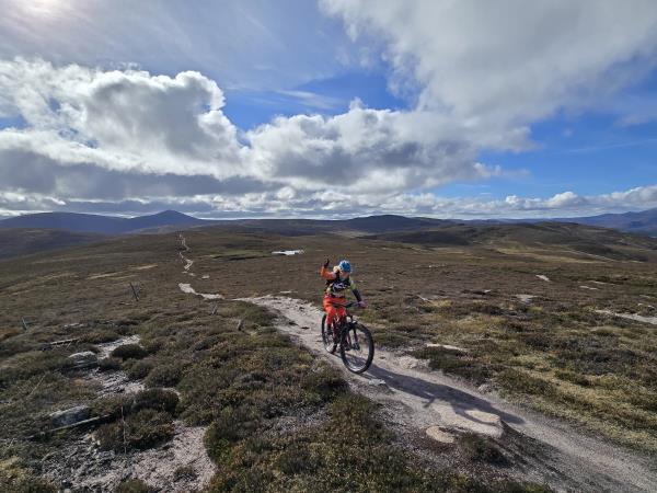 Mountain biking vacation in Scottish Highlands