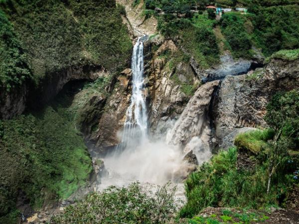 Andes hiking & adventure vacation in Ecuador