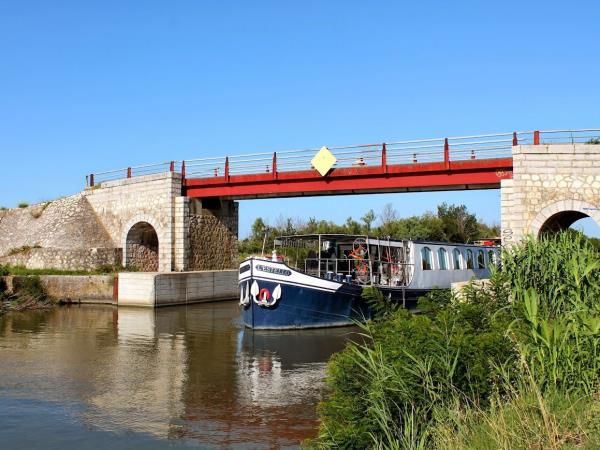 Provence bike and barge tour, France