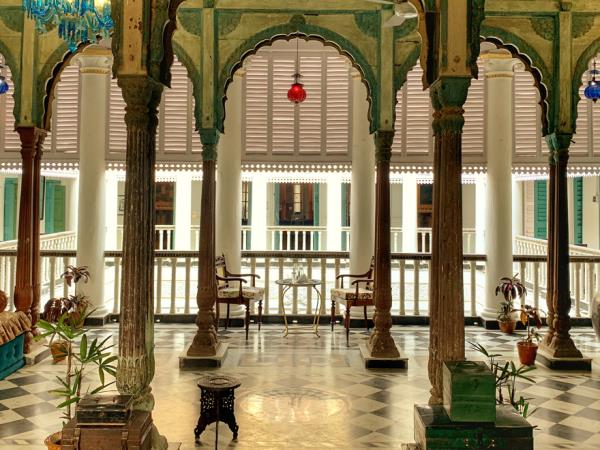 Delhi to Darjeeling by rail tour