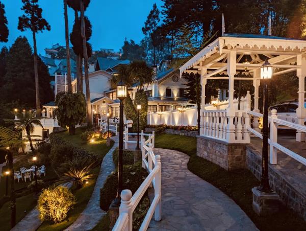 Delhi to Darjeeling by rail tour