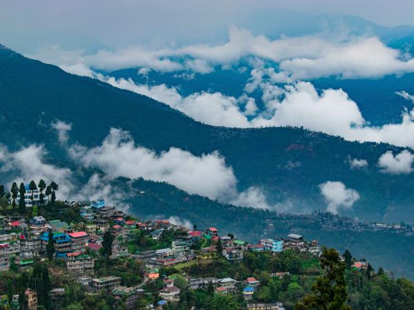 Delhi to Darjeeling by rail tour
