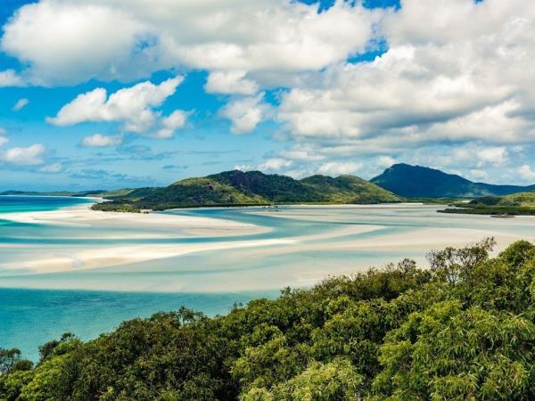 Australia Coast small ship cruise