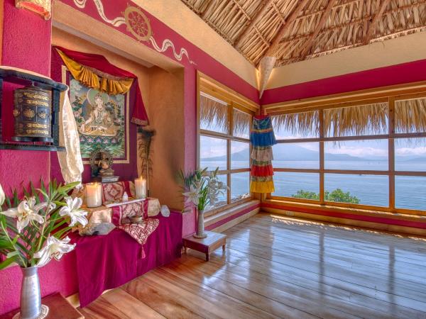 Guatemala yoga retreat