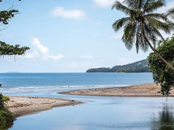 Luxury South Pacific Cruise, Papua new Guinea & beyond