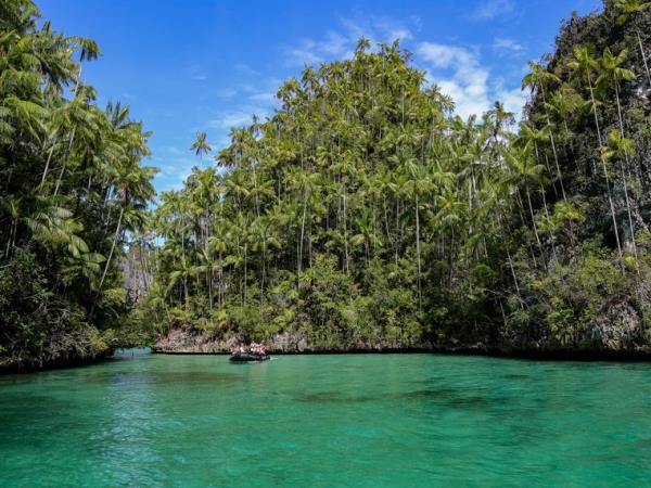 Luxury South Pacific Cruise, Papua new Guinea & beyond