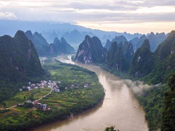 Trekking and cultural tour of China