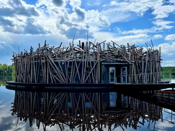 Luxury Swedish Lapland short break