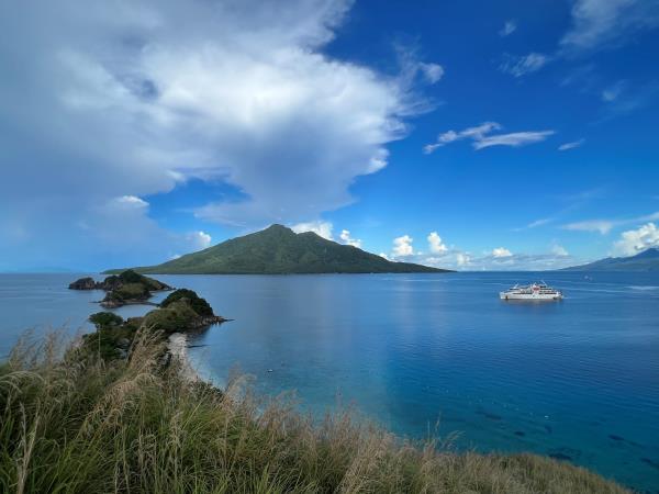 Taiwan to Philippines small ship cruise