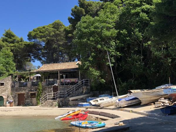 Dubrovnik walking & cycling vacation